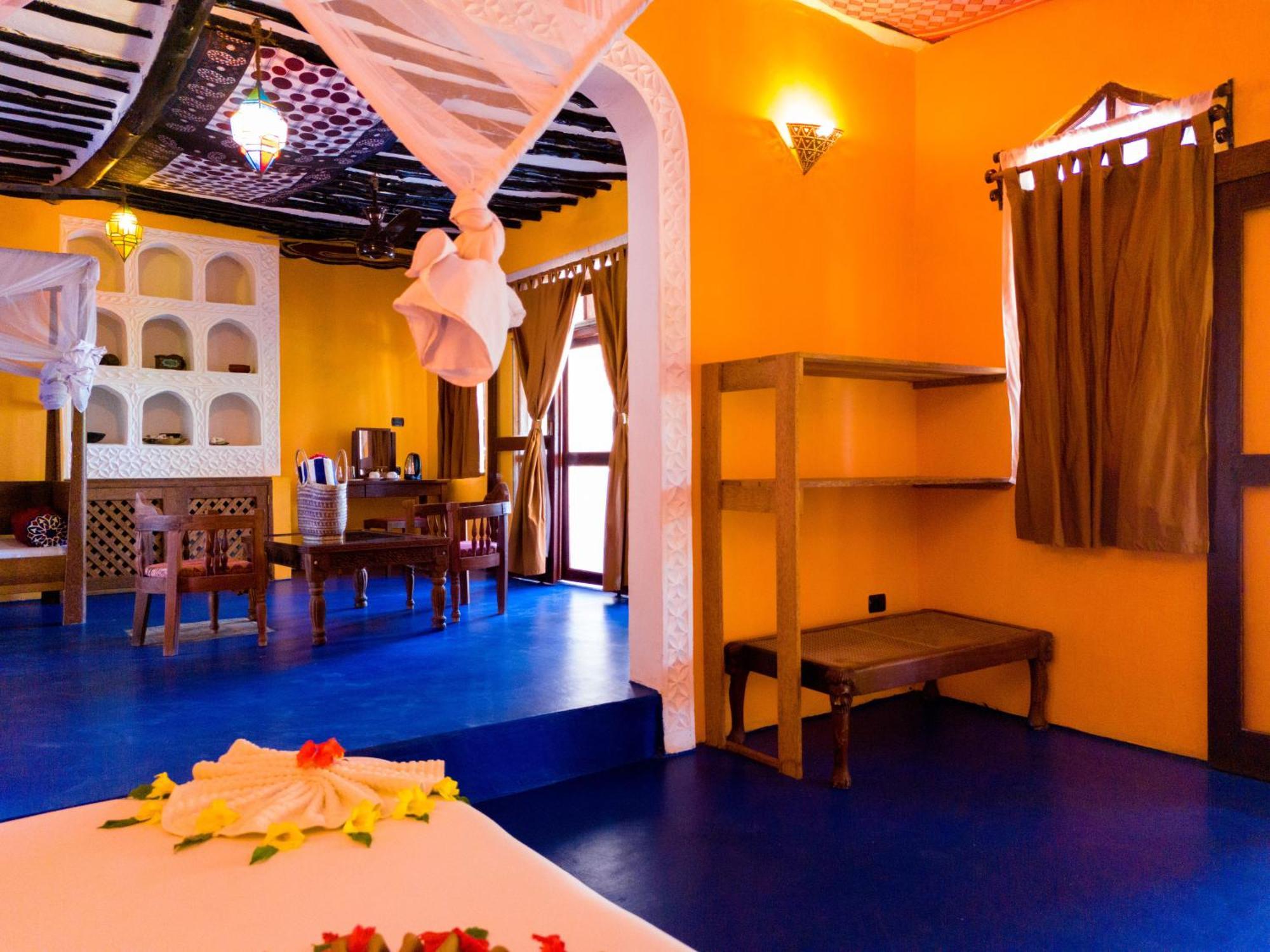 Swahili Palace Zanzibar Pwani Mchangani Bagian luar foto